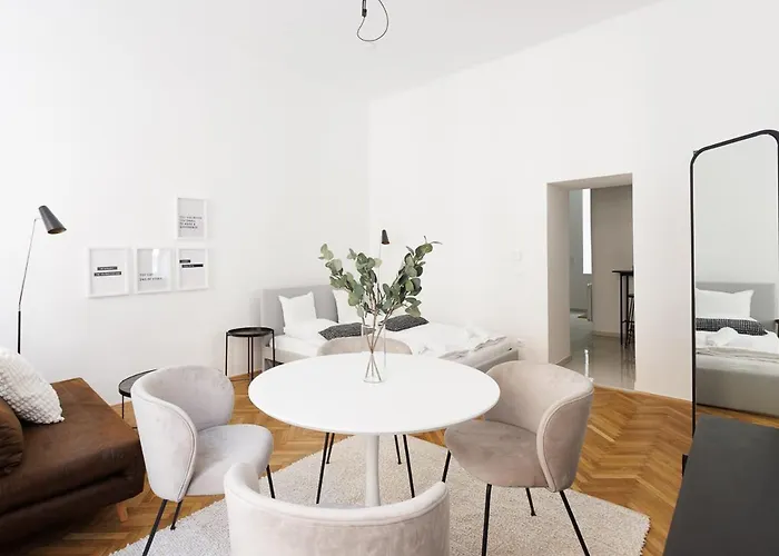 - Stadtpark Apartamento *
